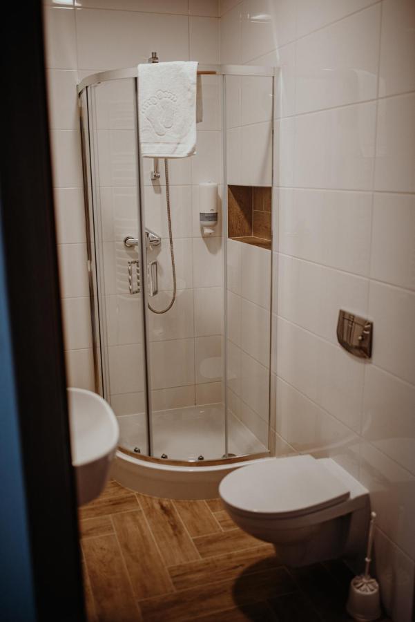 Dom Weselny Ludmila Bed & Breakfast Krasnik Exterior photo